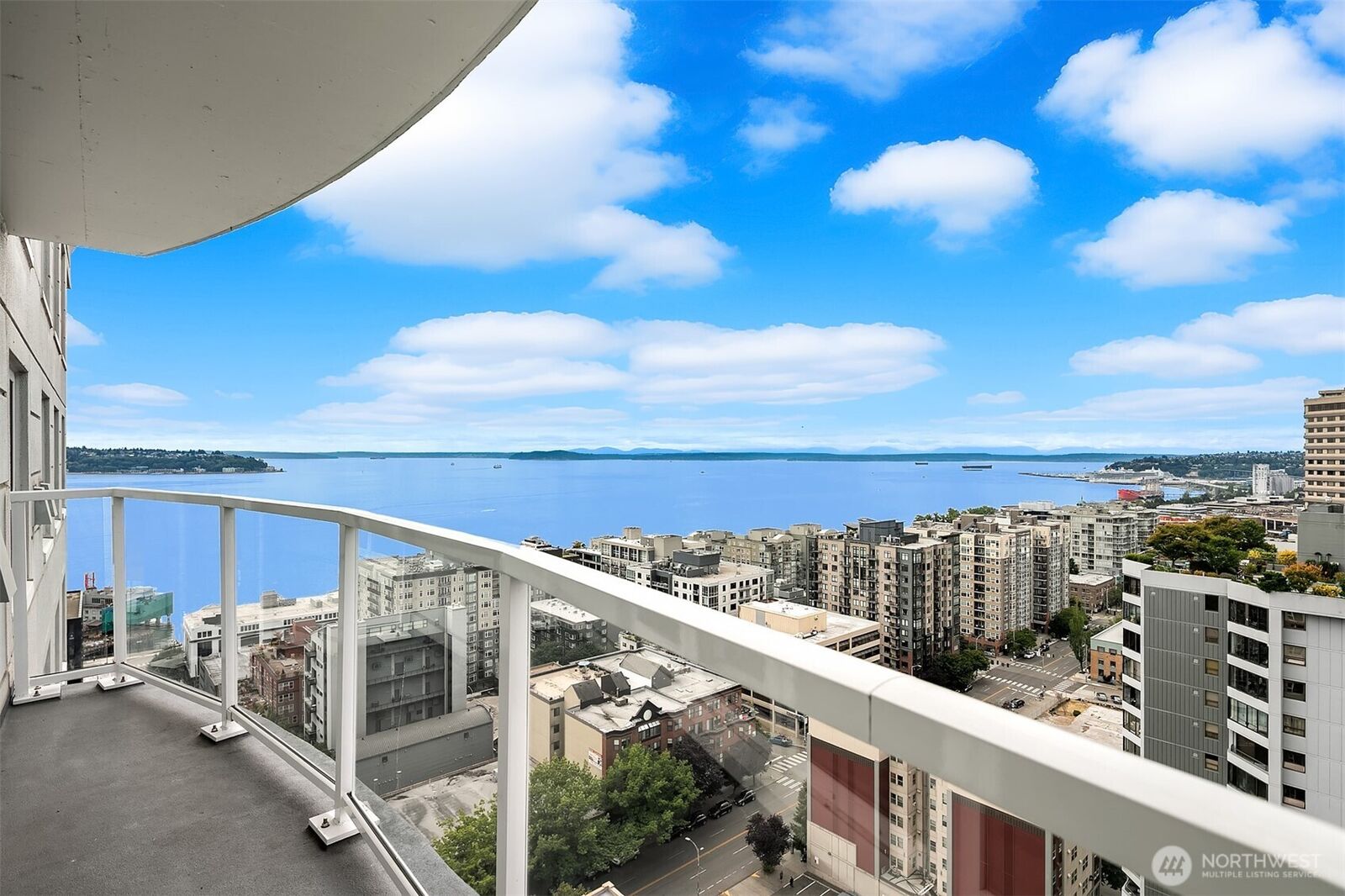 Property Photo: 121 Vine Street 2304 WA 98121
