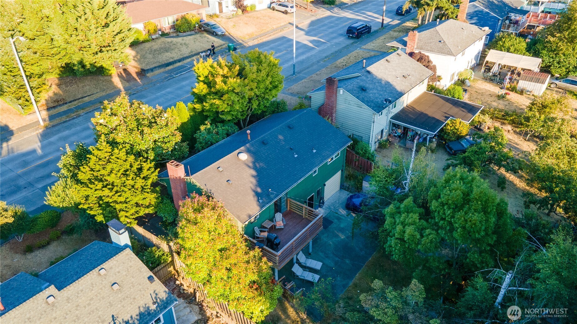 Property Photo:  9413  26th Avenue SW  WA 98106 