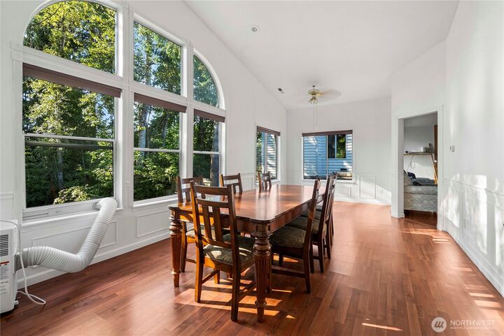 Property Photo:  22227  126th Place SE  WA 98031 