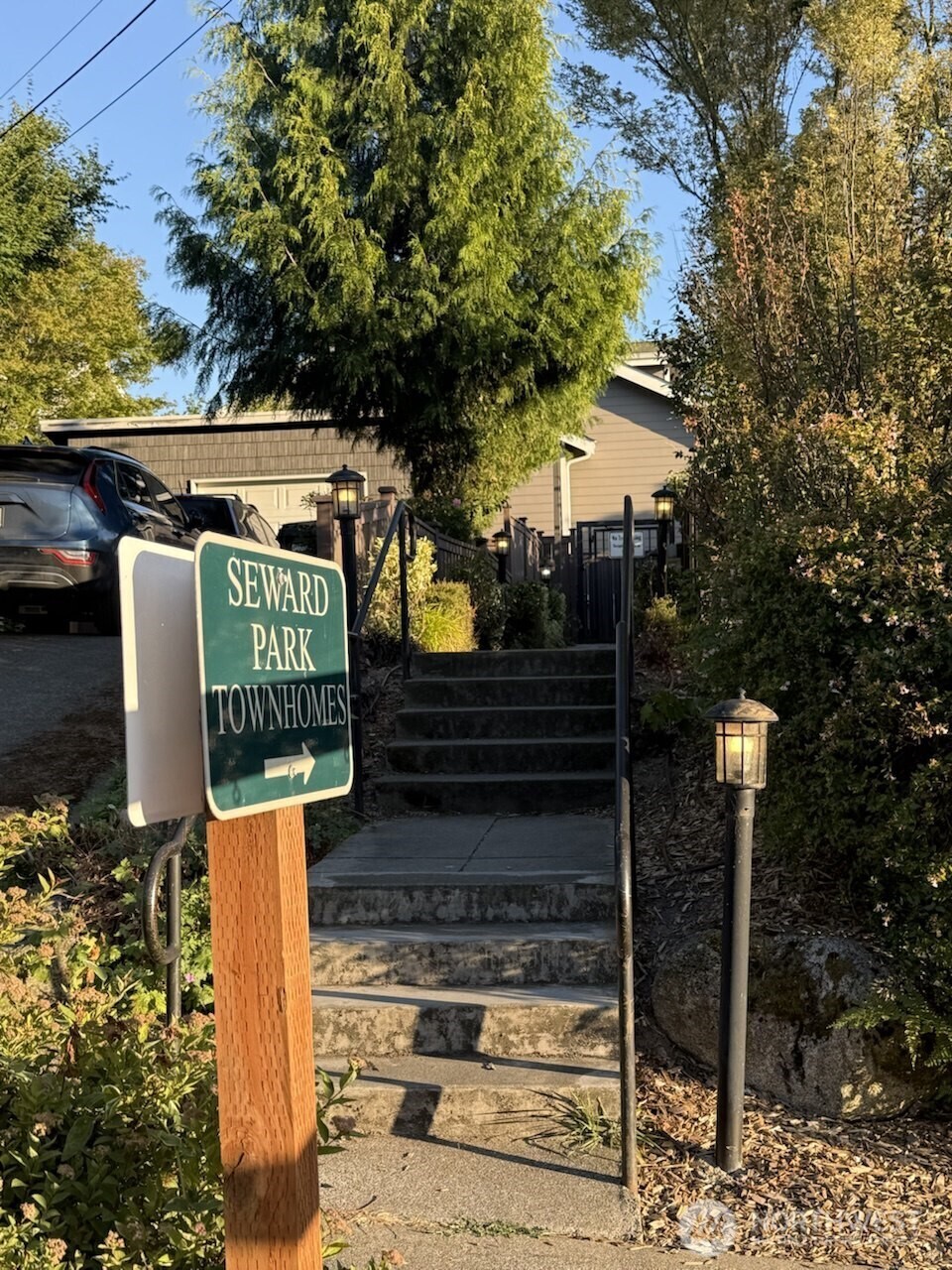 Property Photo:  7322  Rainier Avenue S 103  WA 98118 