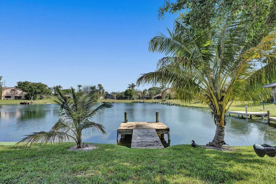 Property Photo: 17 Old Town Farm Road Road OU 00000