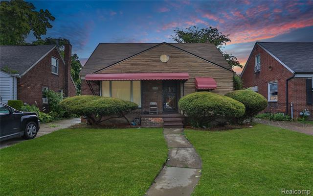 2500 S Beatrice Street  Detroit MI 48217 photo