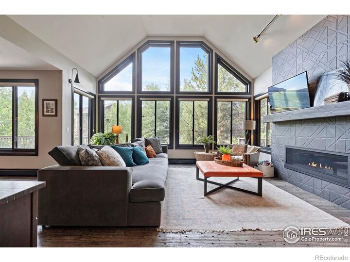 Property Photo:  520 Night Chant Lane  CO 80443 