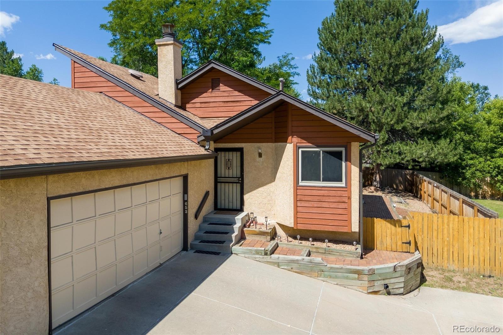 653 Brentwood Street  Lakewood CO 80214 photo