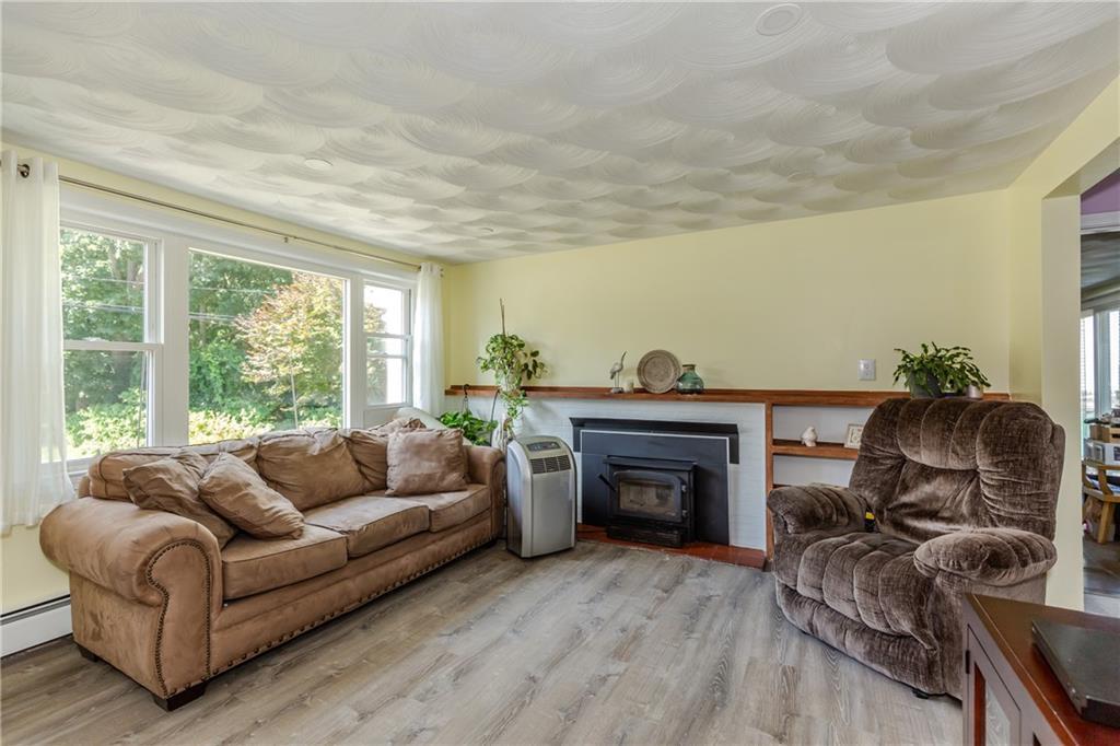 Property Photo:  22 Bourbon Place  RI 02888 