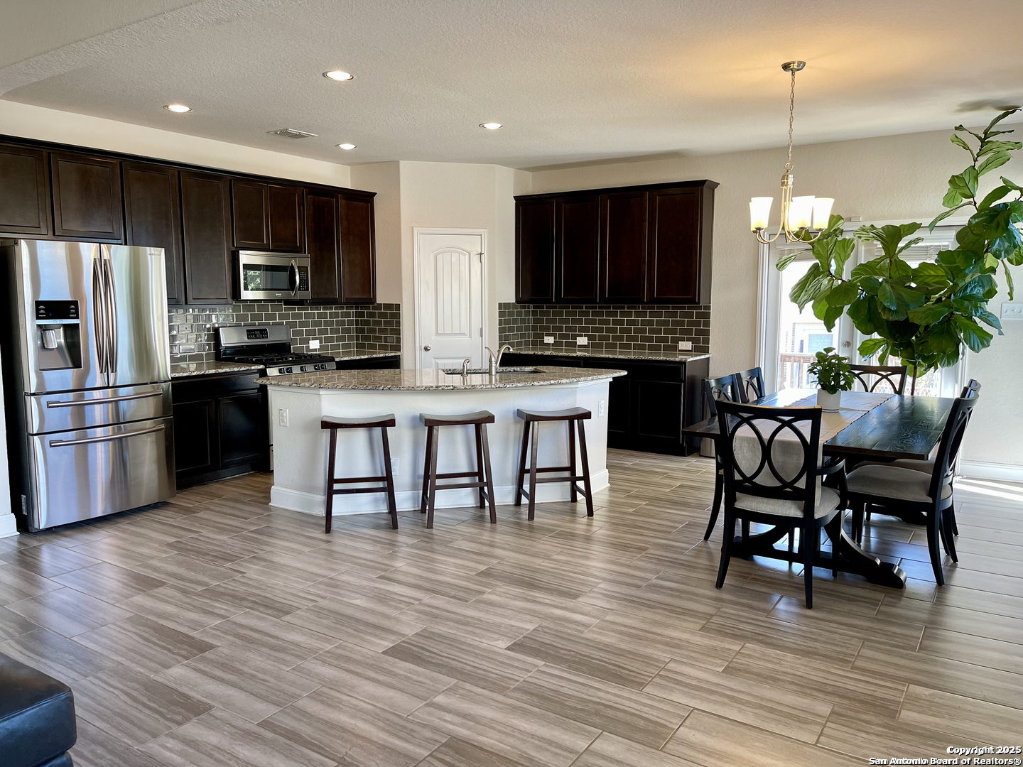 22415 Akin  San Antonio TX 78261 photo
