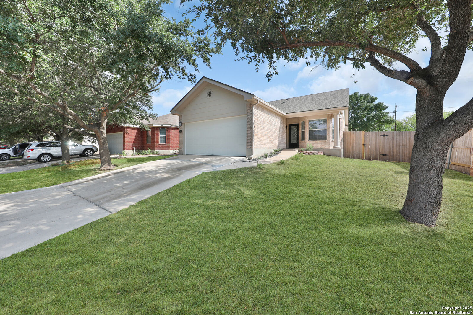 Property Photo: 6603 Cougar Vlg TX 78242
