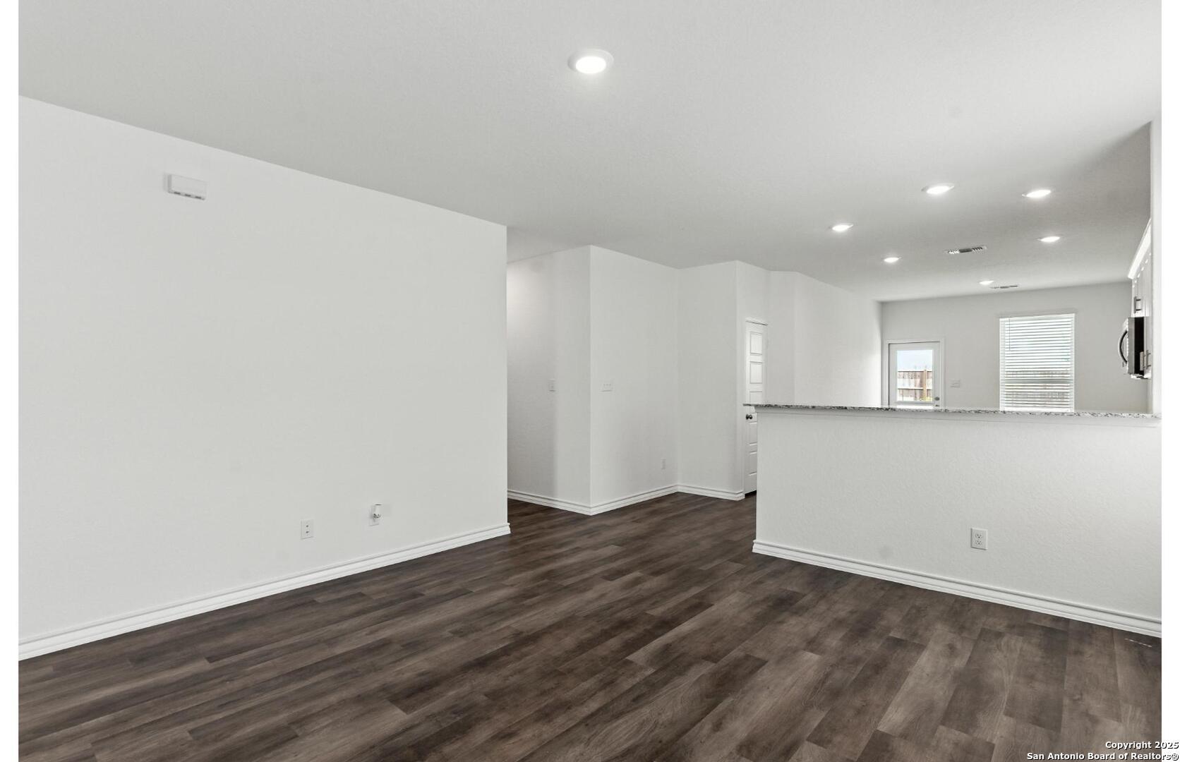 Property Photo:  925 Heartseed Avenue  TX 78130 