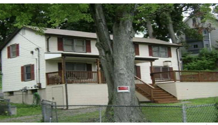 222 1/2 North State Street  Ansonia CT 06401 photo