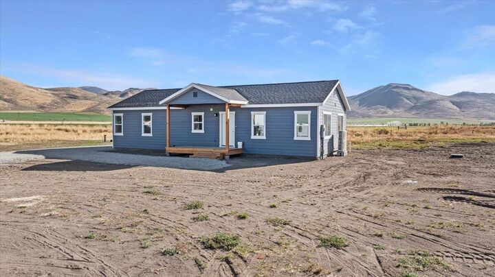 Property Photo:  8 Punkin Center Rd  ID 83313 