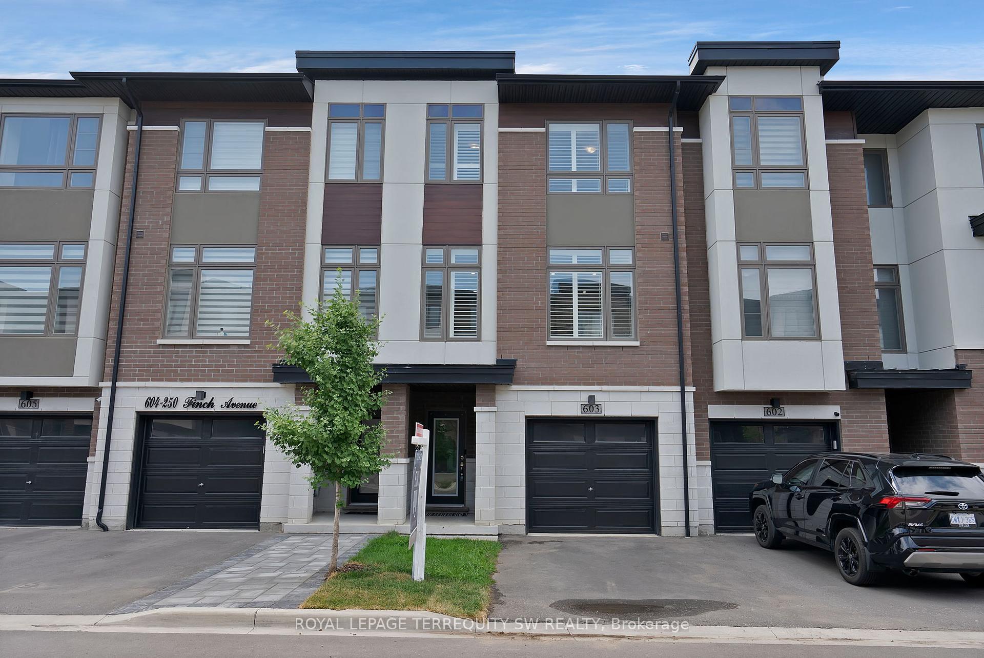 Property Photo:  250 Finch Avenue 603  ON L1V 0G6 