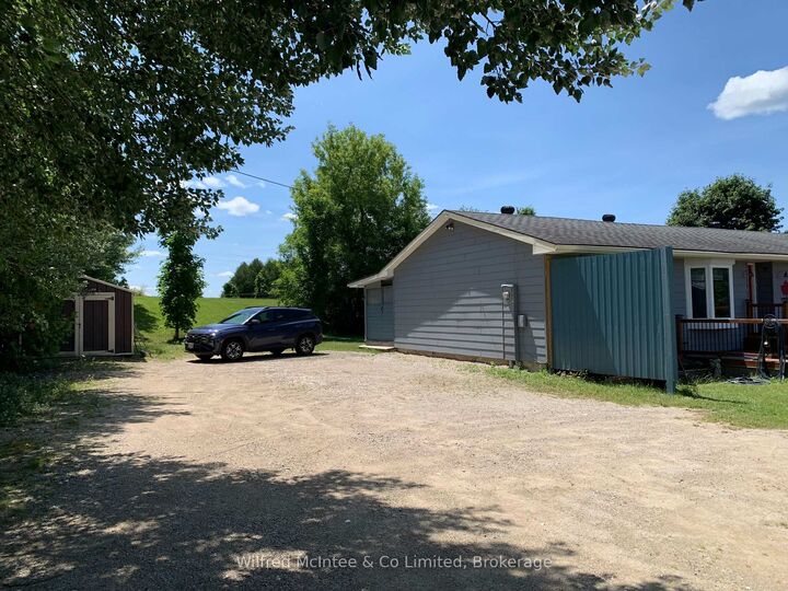 Property Photo:  313338 Hwy 6 N/A  ON N0G 1R0 