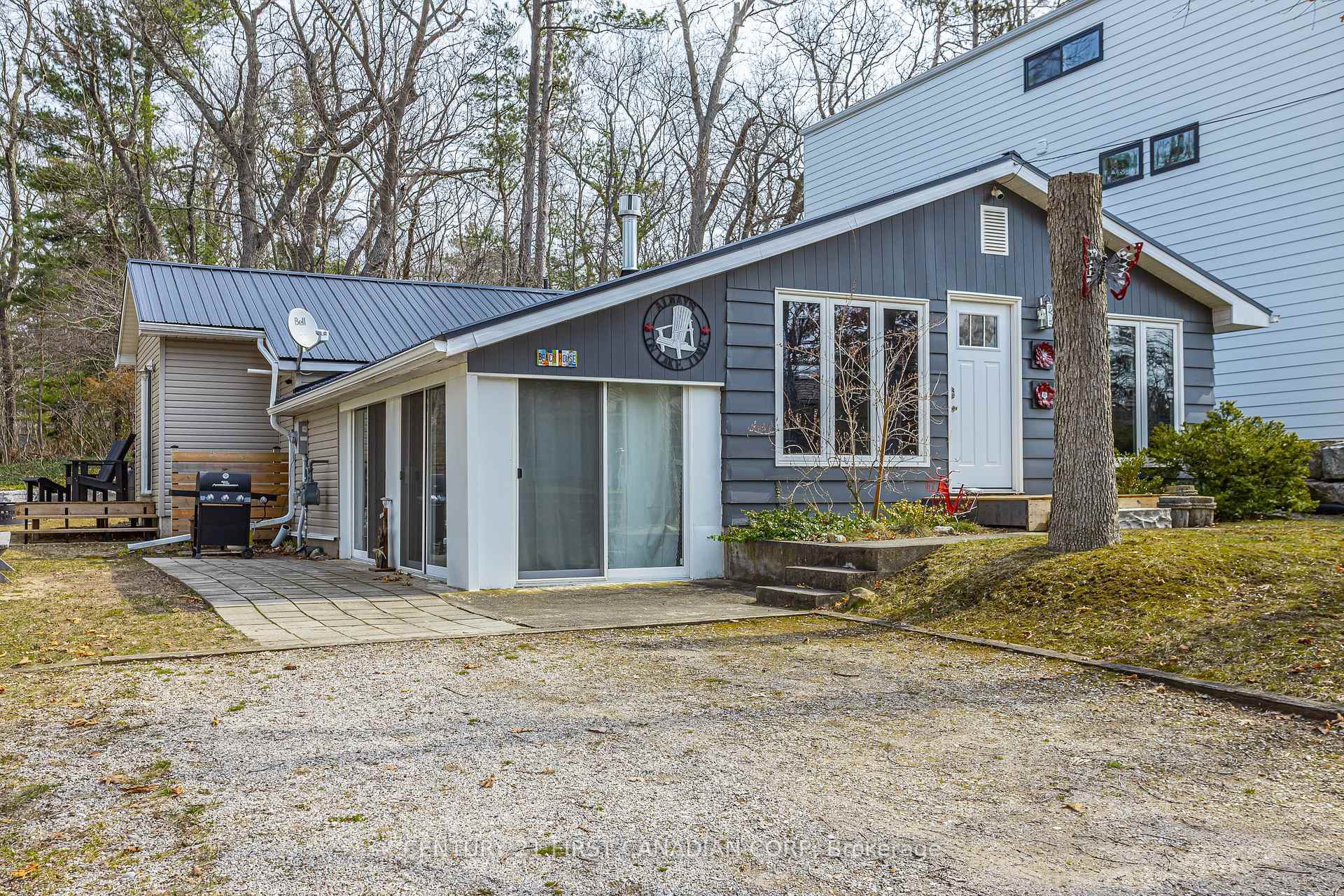 Photo de la propriété:  37 Walker Street  ON N0M 1T0 