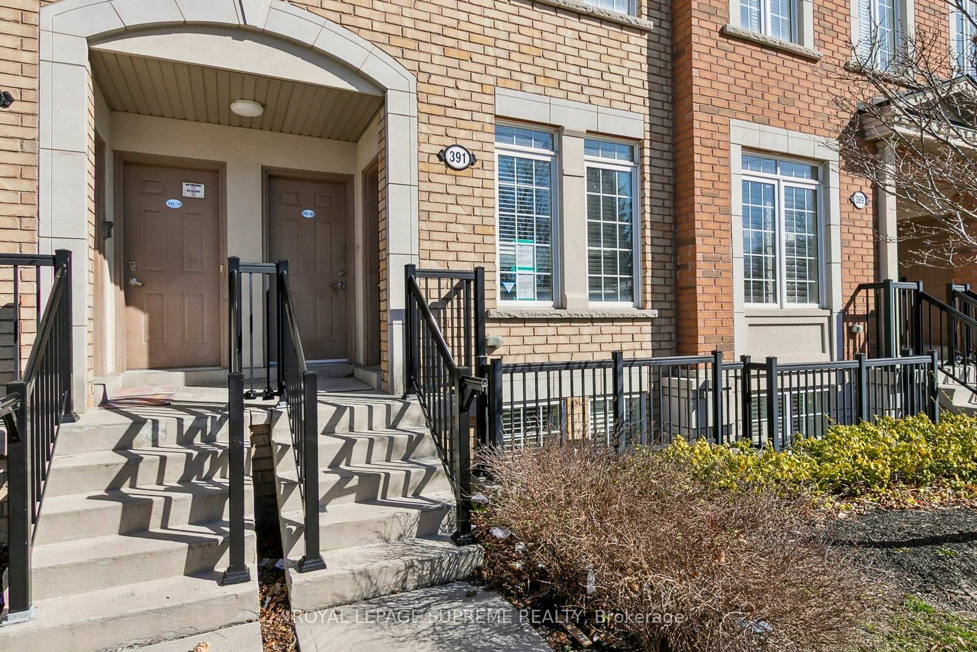 Property Photo: 391 Beechgrove Drive 79 ON M1E 2R1