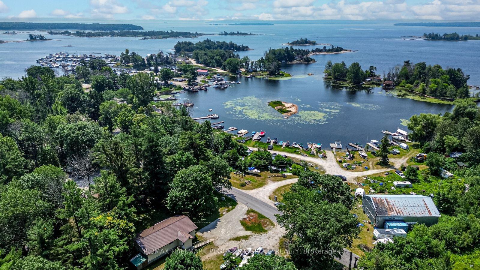 Property Photo: 332 Baxter Loop Road ON L0K 1S0