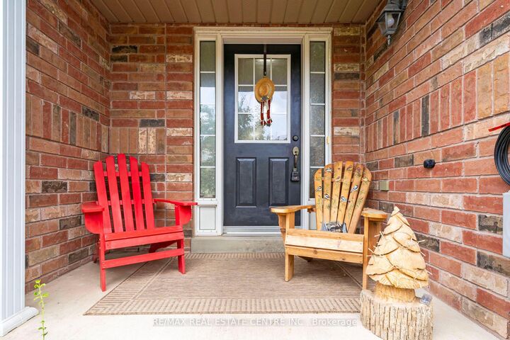 Photo de la propriété: 71 Mowat Crescent ON L7G 0A1