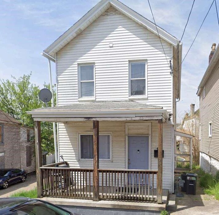 Property Photo:  211 Bruce St  PA 15136 