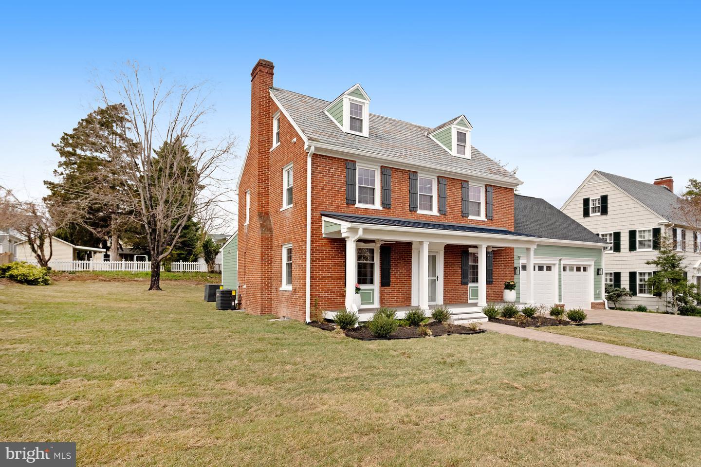 Property Photo: 913 Sylvania Avenue VA 22401