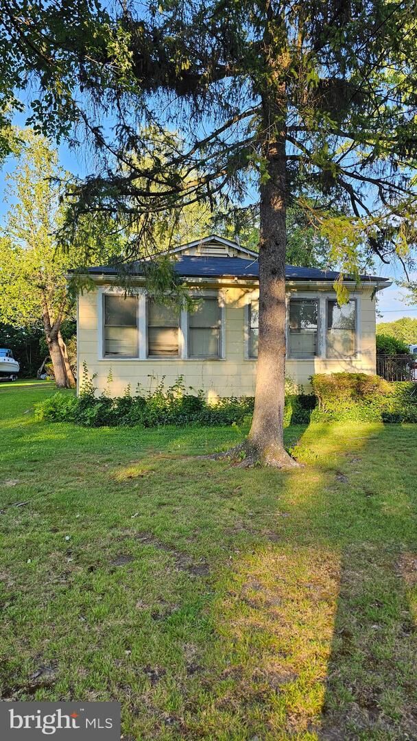 110 S Main Street  Cranbury NJ 08512 photo