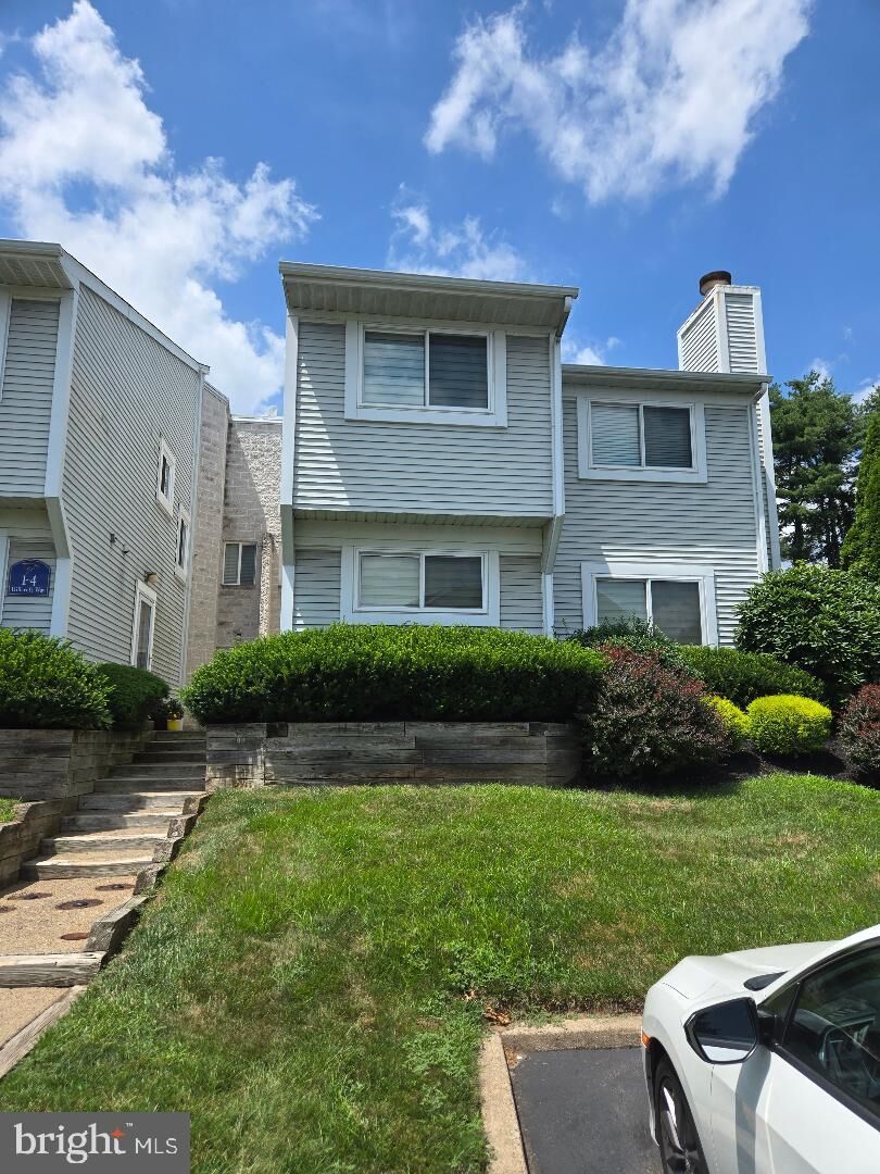 Property Photo:  3 Hillcroft Way  PA 18940 