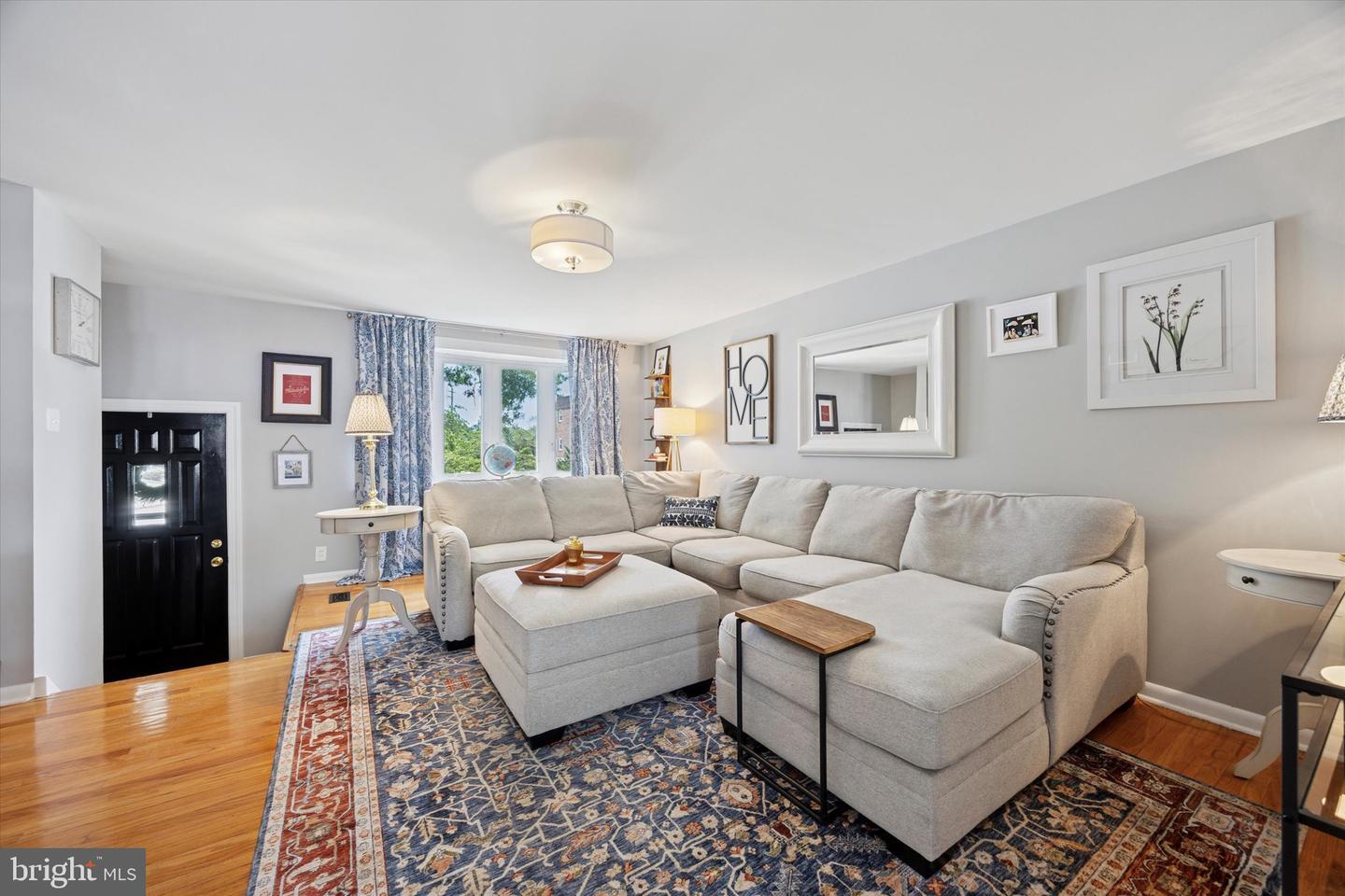 Property Photo:  887 Oxford Avenue  PA 19460 