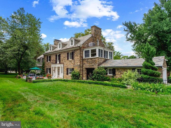 Property Photo: 203 Westway MD 21212