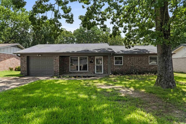 6600 Windhill Dr  North Little Rock AR 72118 photo