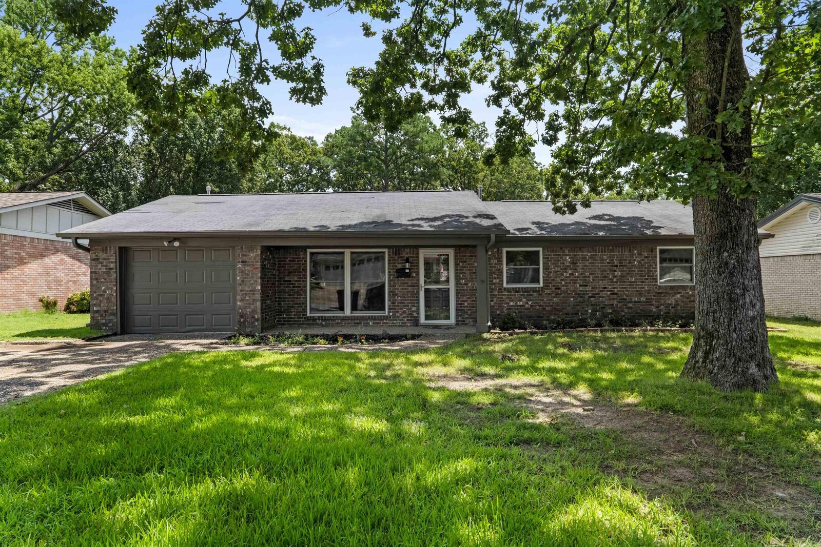 Property Photo:  6600 Windhill Dr  AR 72118 