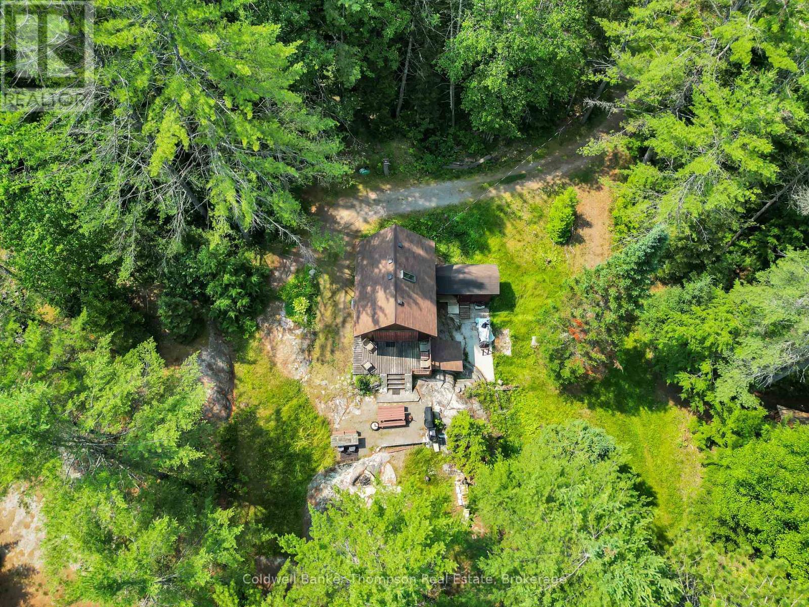 Property Photo: 1111 Alpine Ranch Pvt Road ON P1L 1T8