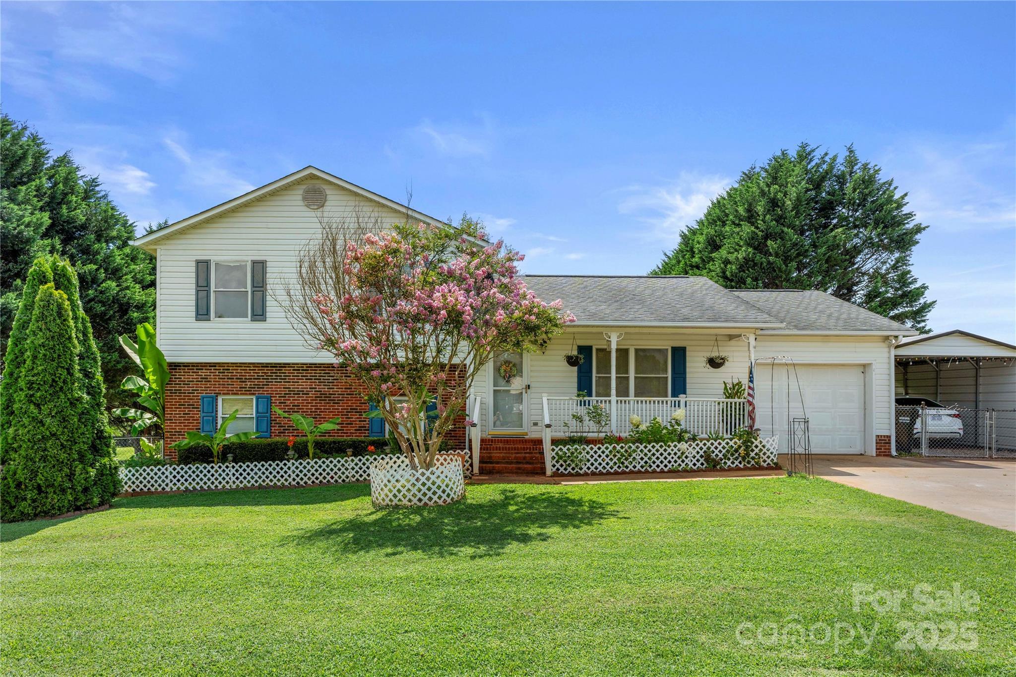 938 Lyndsey Brook Court  Lincolnton NC 28092 photo
