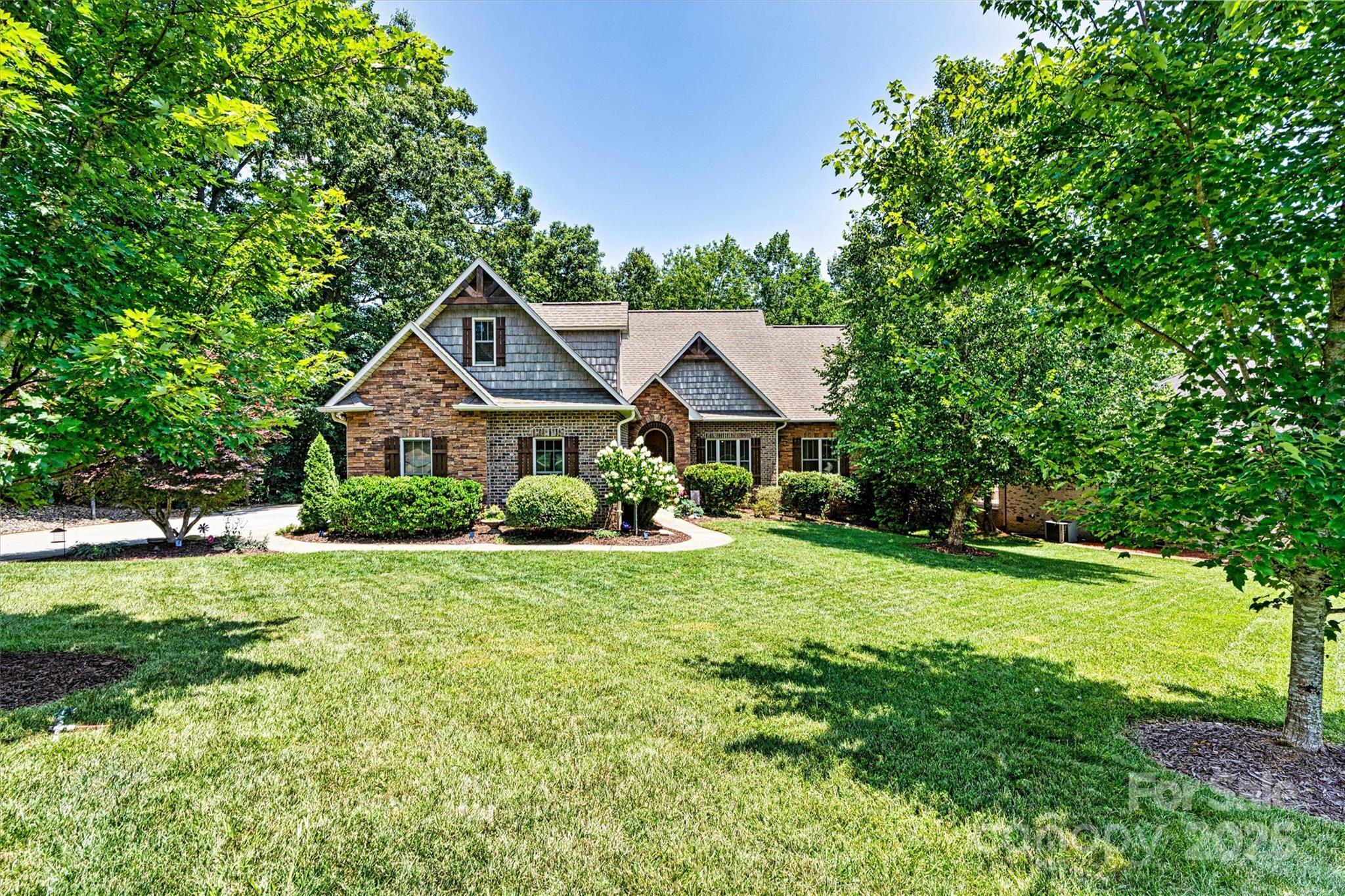 6212 Hayden Drive  Hickory NC 28601 photo