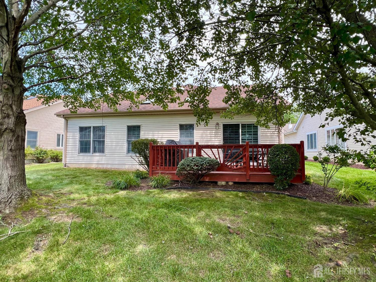 Property Photo:  36 Dawson Lane  NJ 08831 