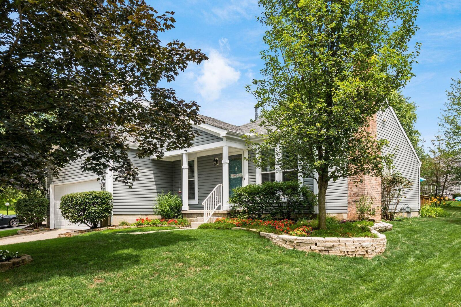 Property Photo: 4336 Blue River Court OH 43230