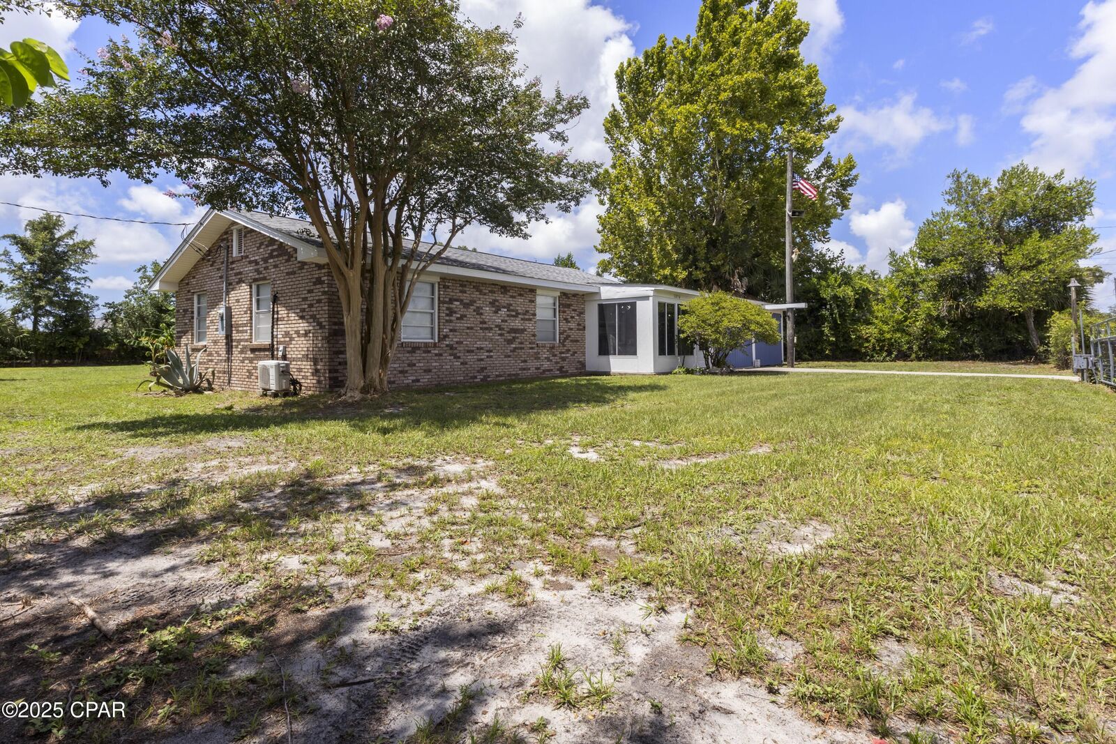 Property Photo: 1036 E 26th Street FL 32405