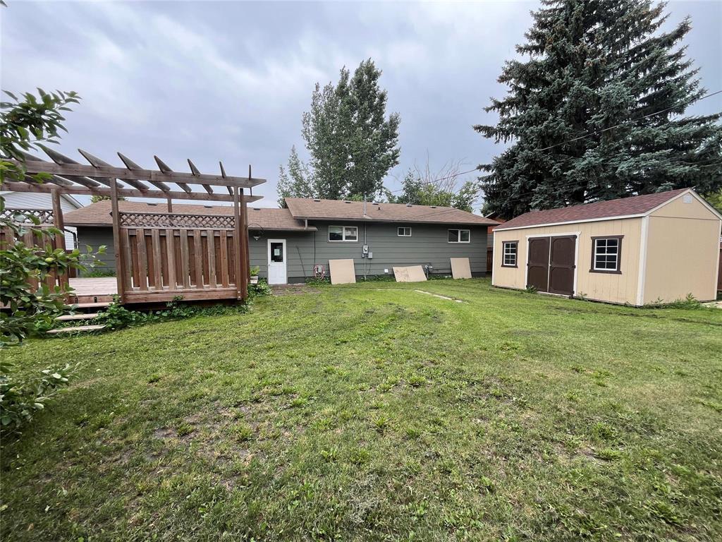 Property Photo: 19 Broadfoot Street MB R0J 0T0