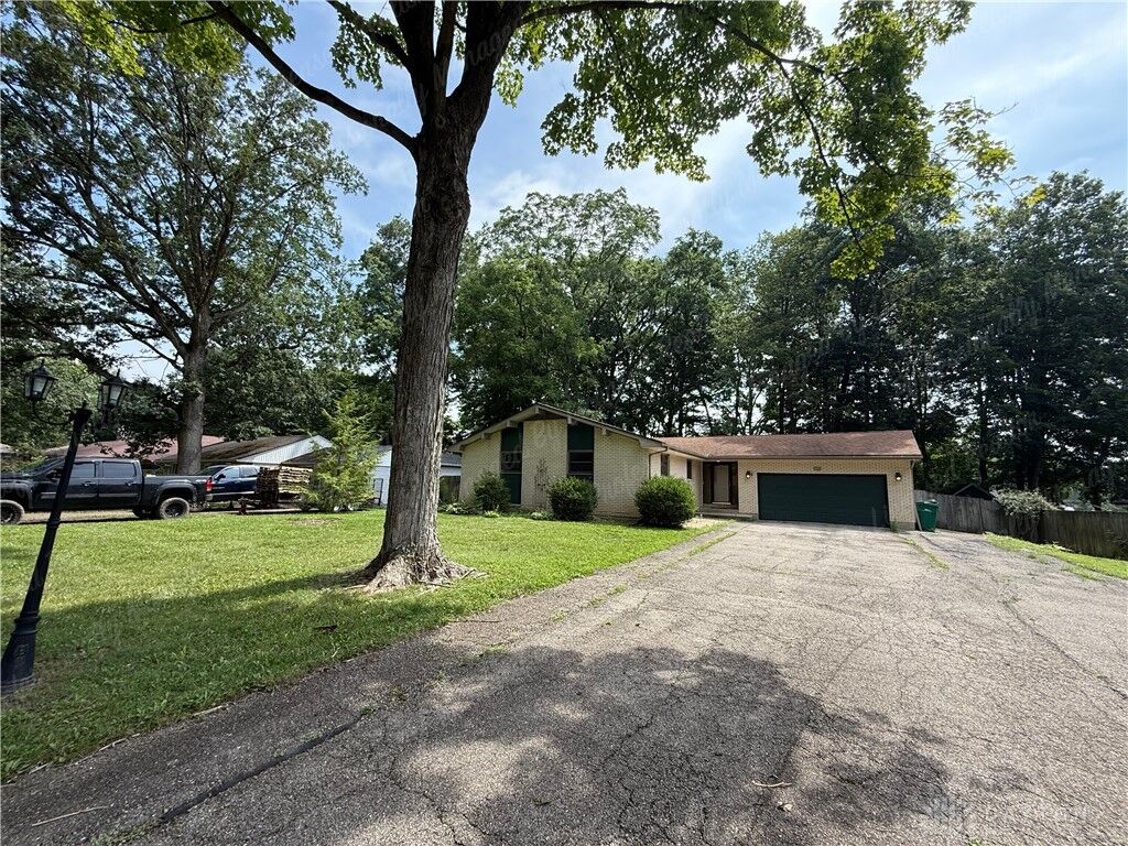 Property Photo: 1442 Fudge Drive OH 45434