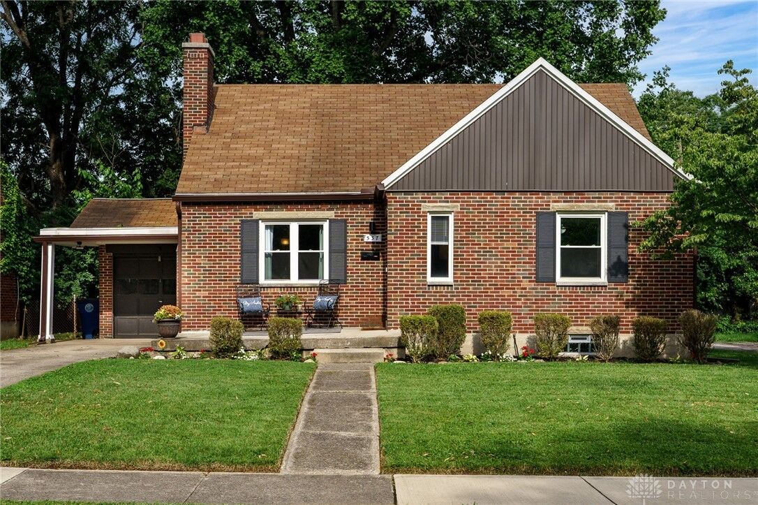 Property Photo: 537 Shadowlawn Avenue OH 45419