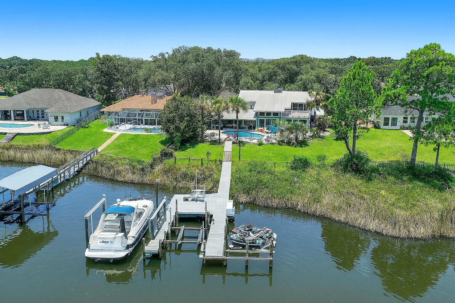 Property Photo:  142 Indian Bayou Drive  FL 32541 