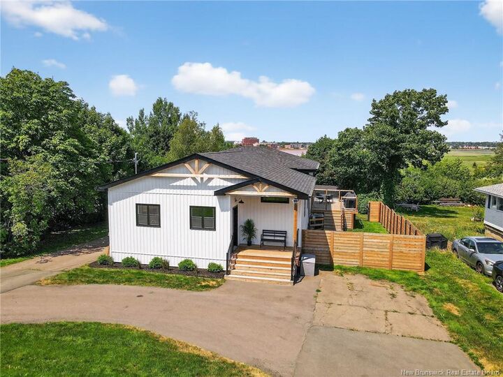 279 Hillsborough Road  Riverview NB E1B 1S3 photo