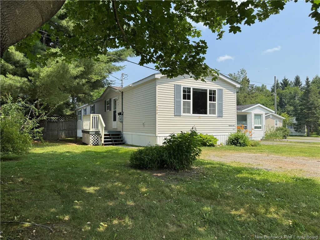 293 Magnolia Lane  Fredericton NB E3B 7P5 photo