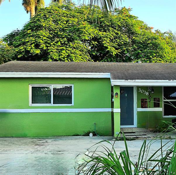 3038 Arthur St  Hollywood FL 33021 photo