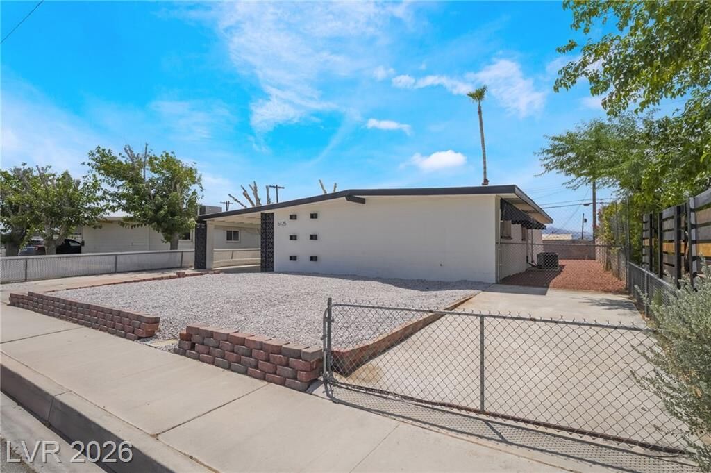 Property Photo:  5125 Hallet Drive  NV 89122 