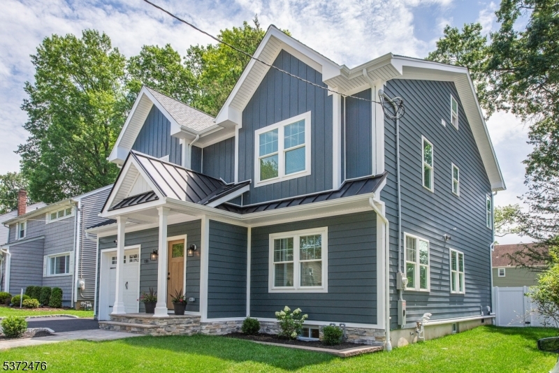 Property Photo: 19 Brentwood Dr NJ 07044