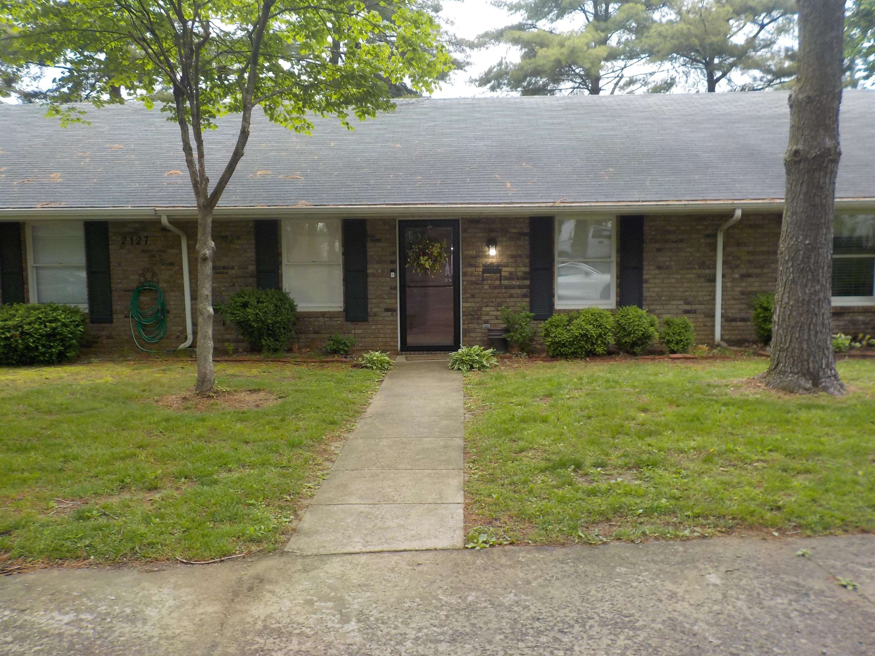 Property Photo: 2127 Augusta Dr #B KY 42420