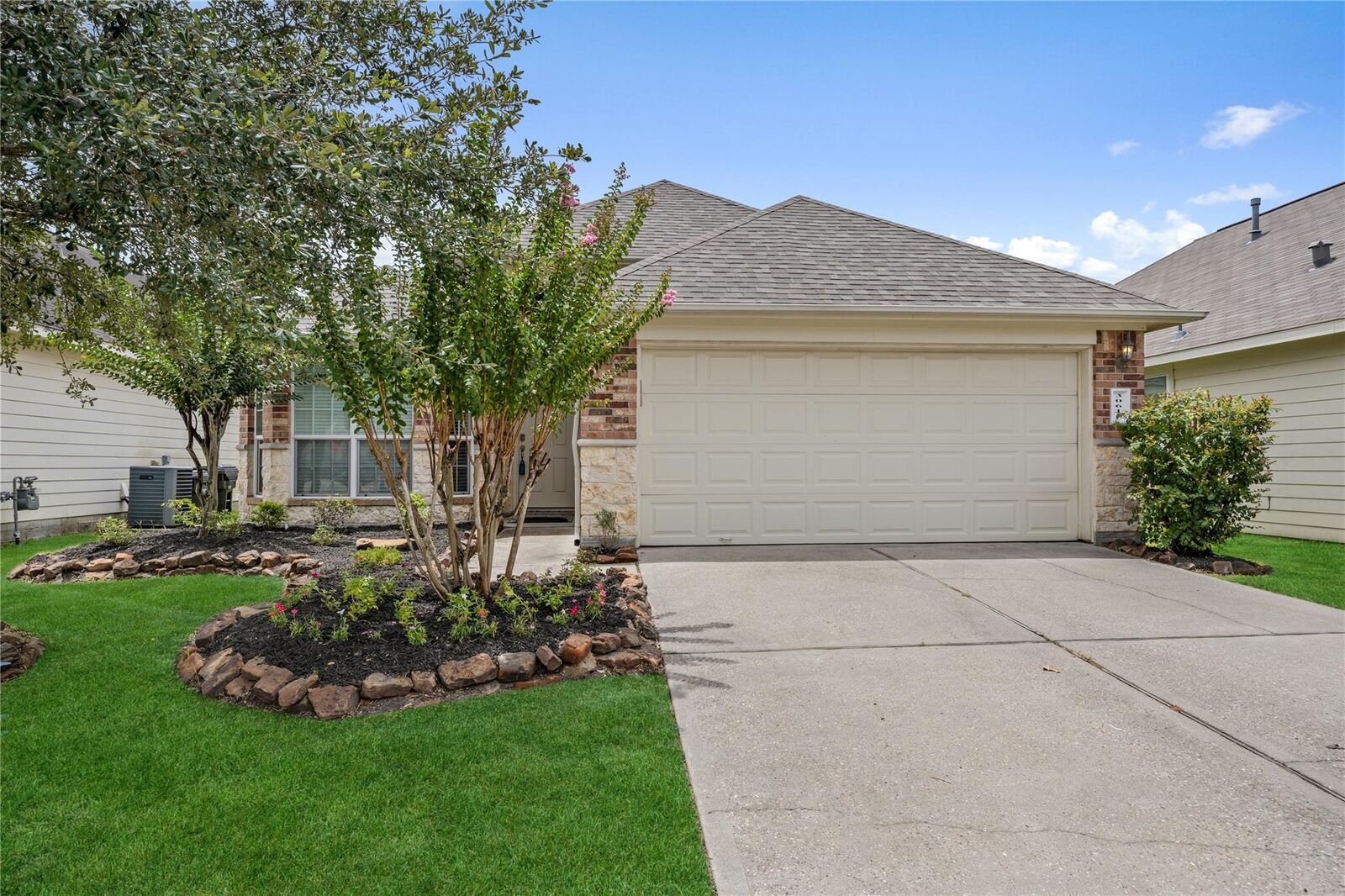 Property Photo:  30611 Gardenia Trace Drive  TX 77386 