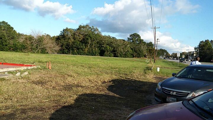 Property Photo:  709 E Highway 6  TX 77511 