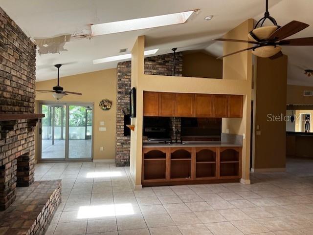 Property Photo: 411 San Felix Street FL 33983