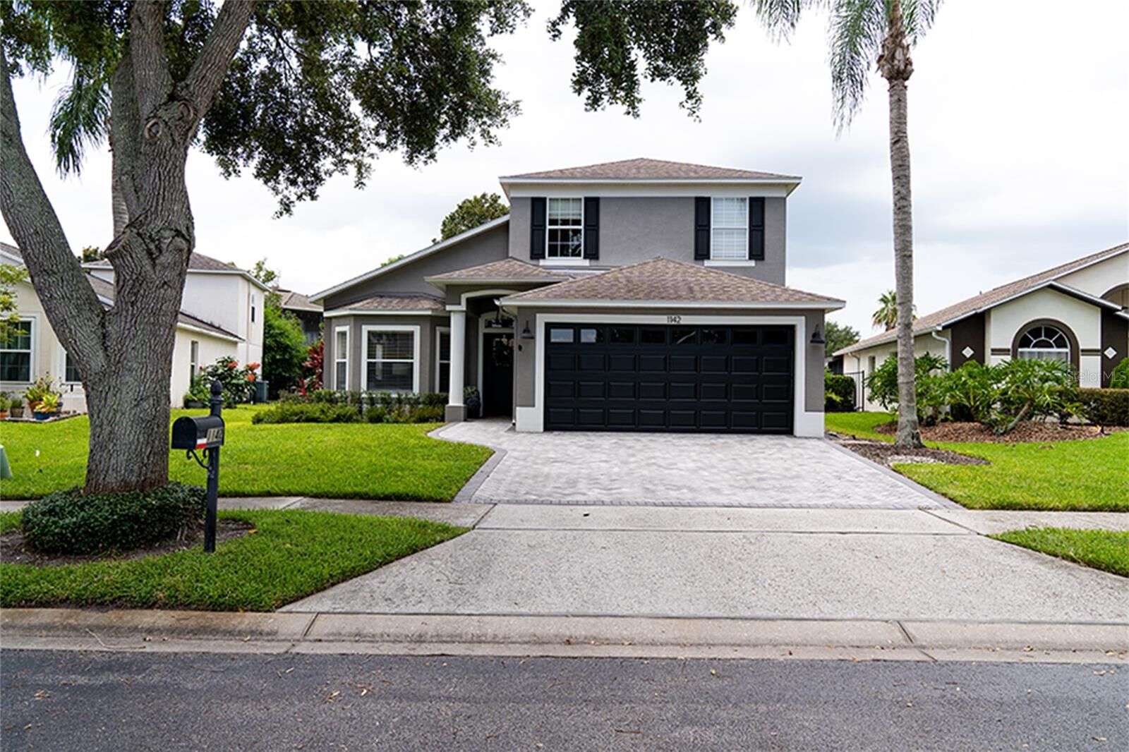 Property Photo:  1142 Maidenmoor Road  FL 34787 