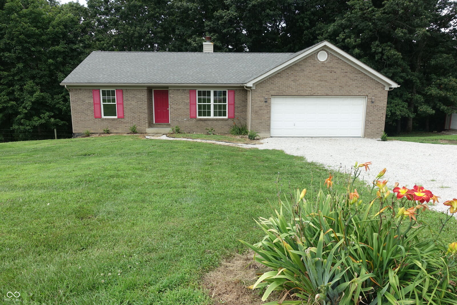 Property Photo:  7120 W County Road 700 N  IN 47235 