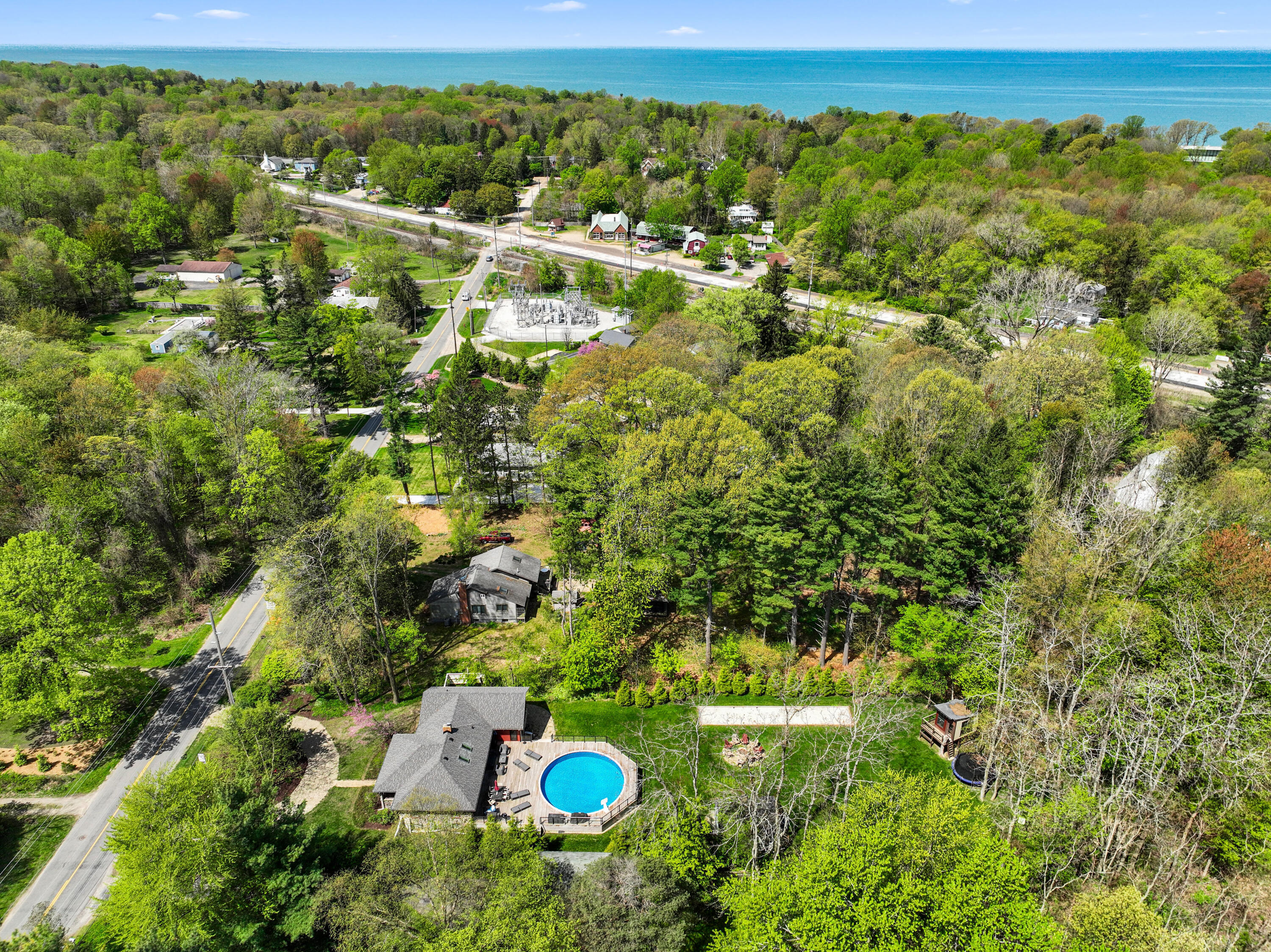 Property Photo: 8633 East Road MI 49116